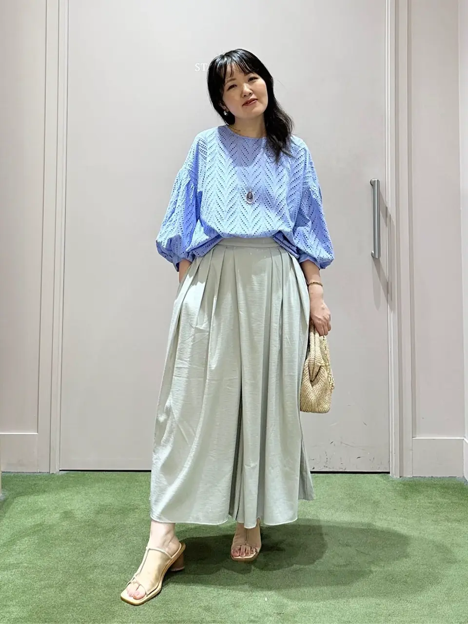 ANY フジコ コーディネート画像