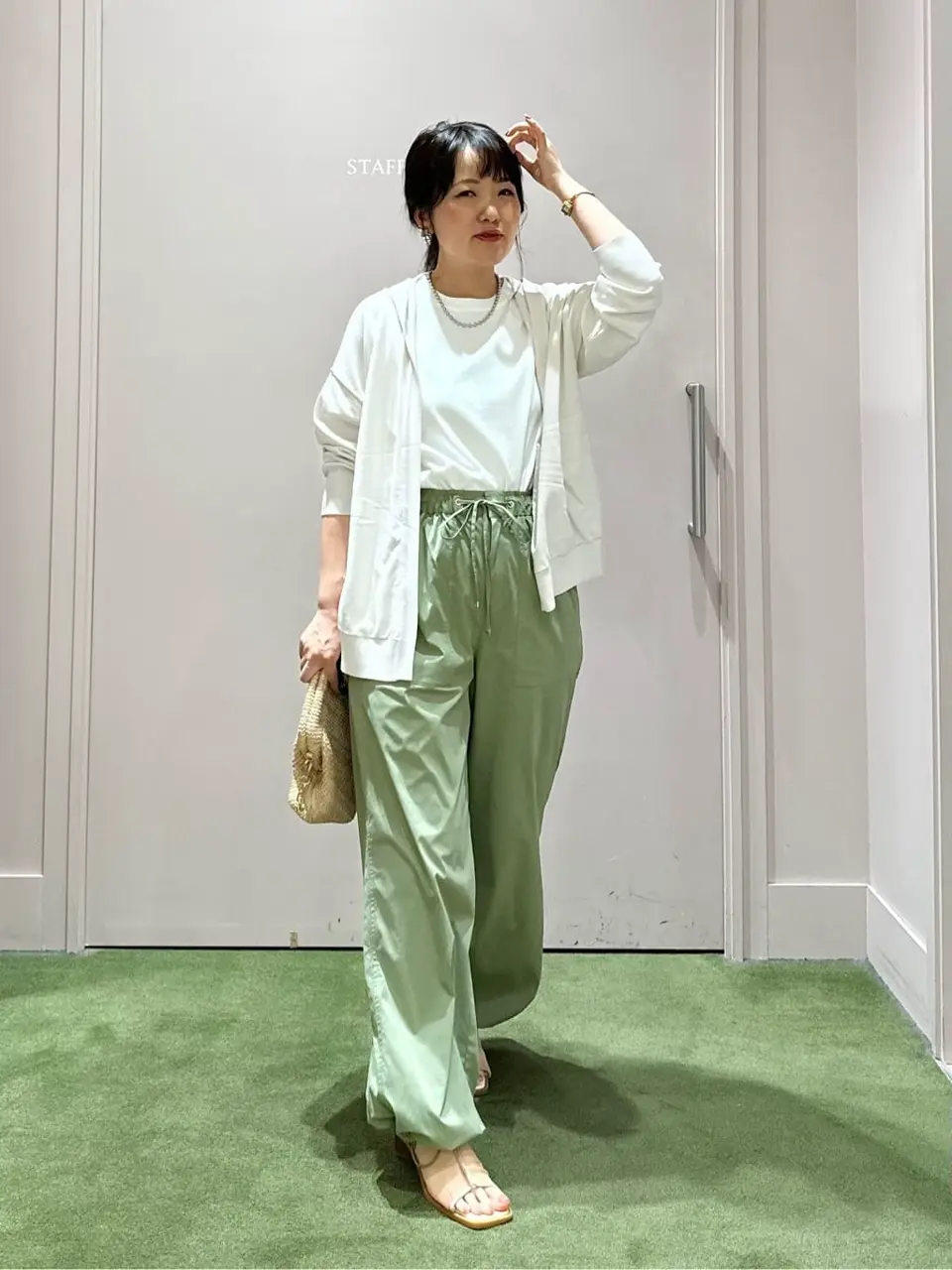 ANY フジコ コーディネート画像