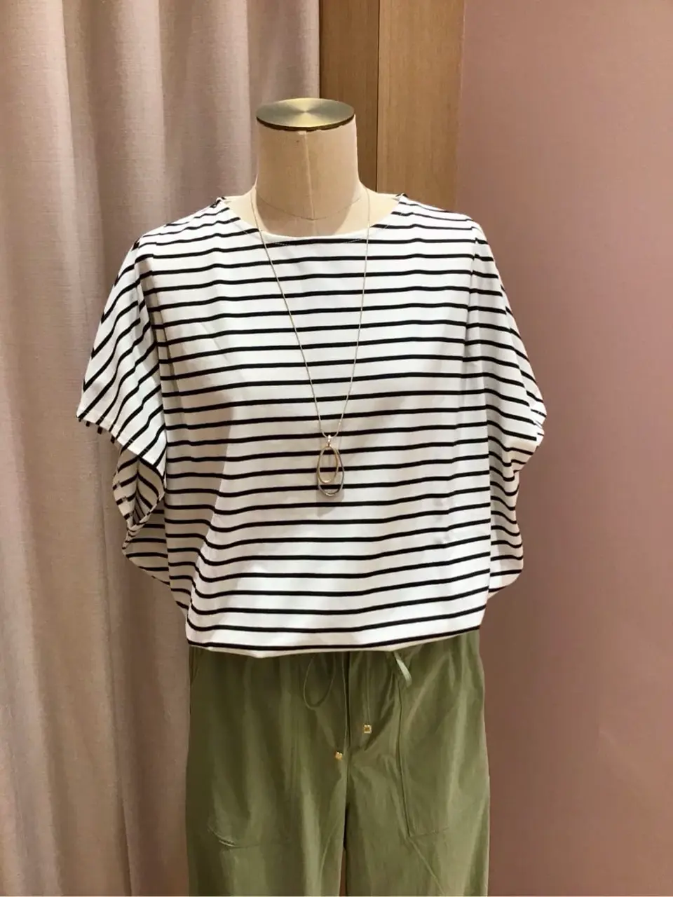 ANY 浅岡 コーディネート画像