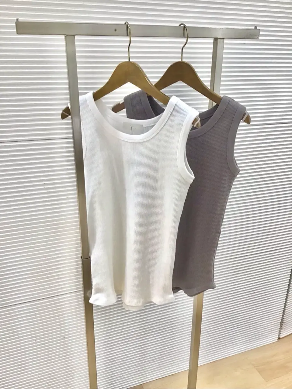 ANY Y コーディネート画像