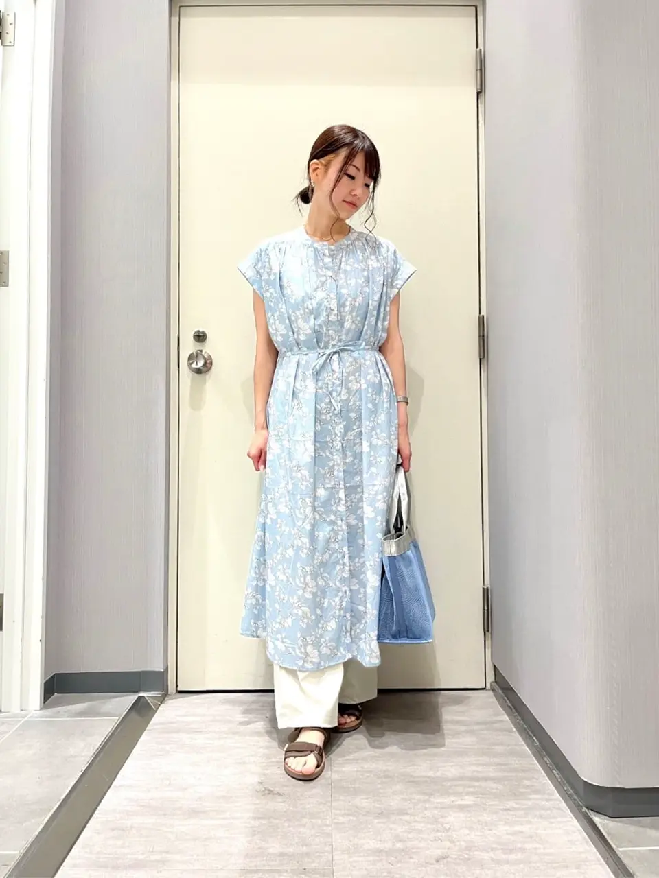 ANY 金井 コーディネート画像