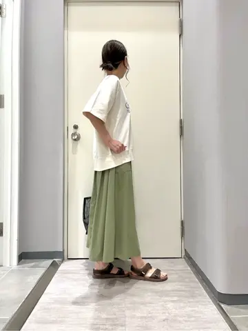 ANY 金井 コーディネート画像