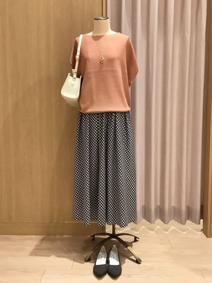  本吉 コーディネート画像