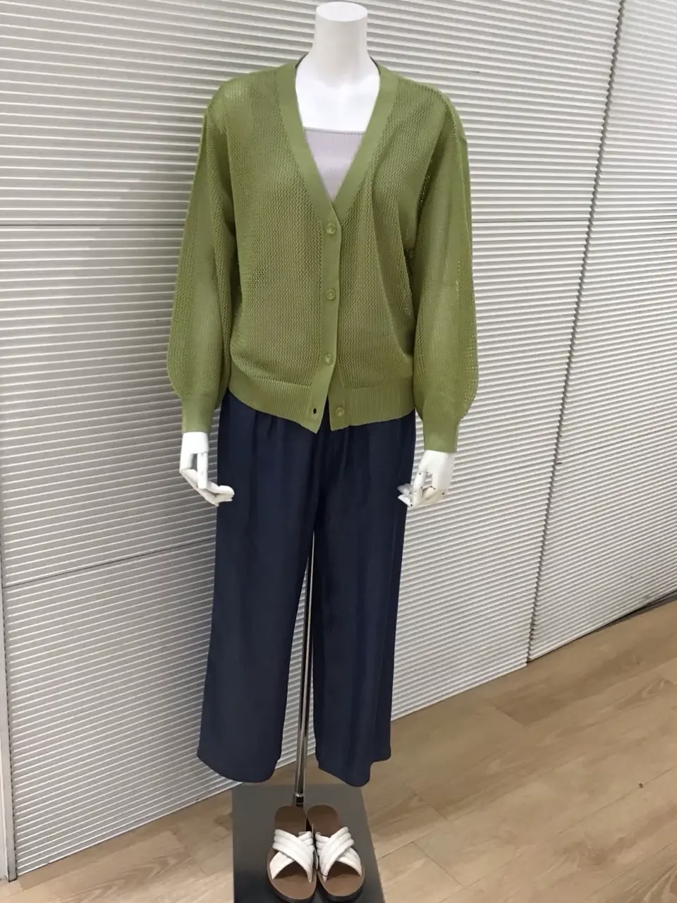 ANY こばやし コーディネート画像