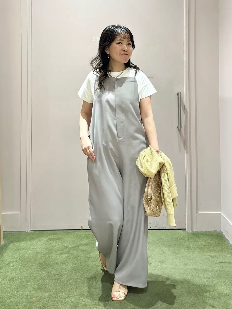 ANY フジコ コーディネート画像