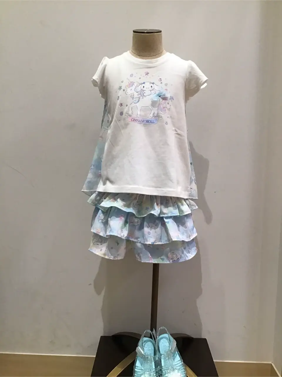 ANY スタッフ コーディネート画像