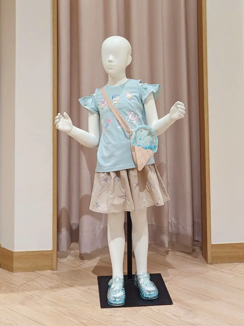 ANY 奥原 コーディネート画像