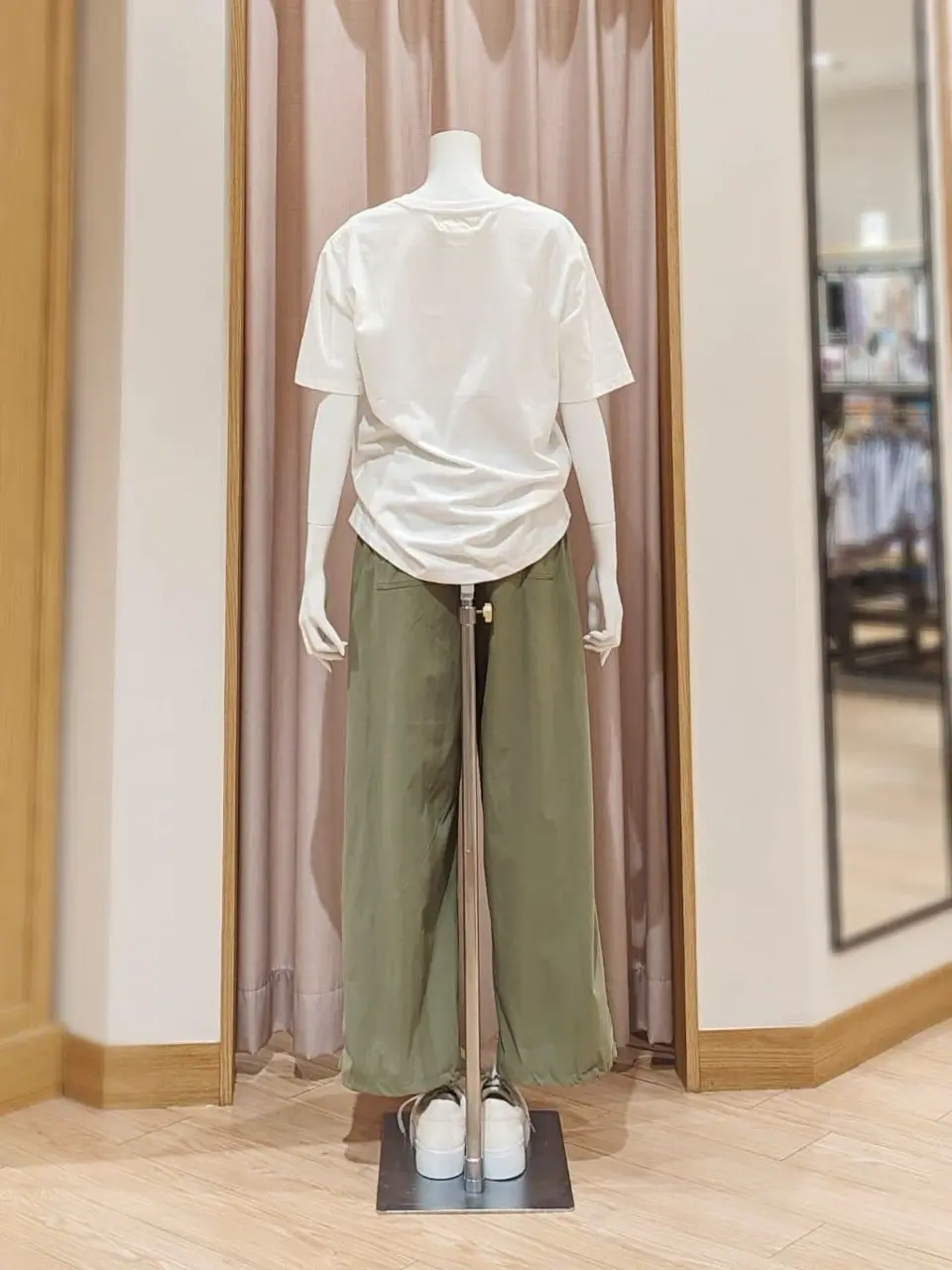 ANY 岩田 コーディネート画像