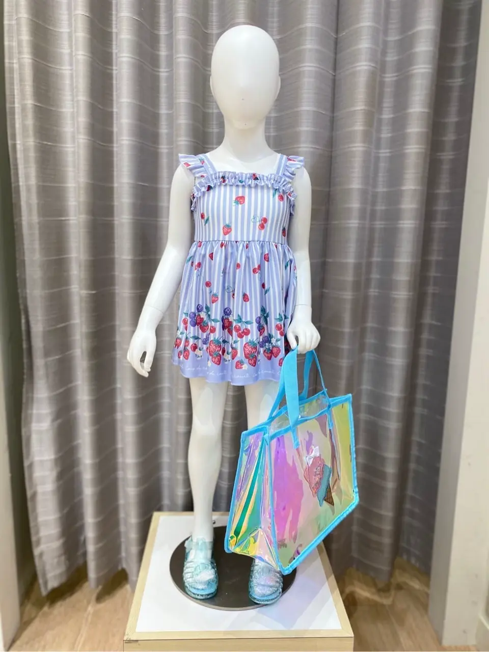 ANY スタッフ コーディネート画像