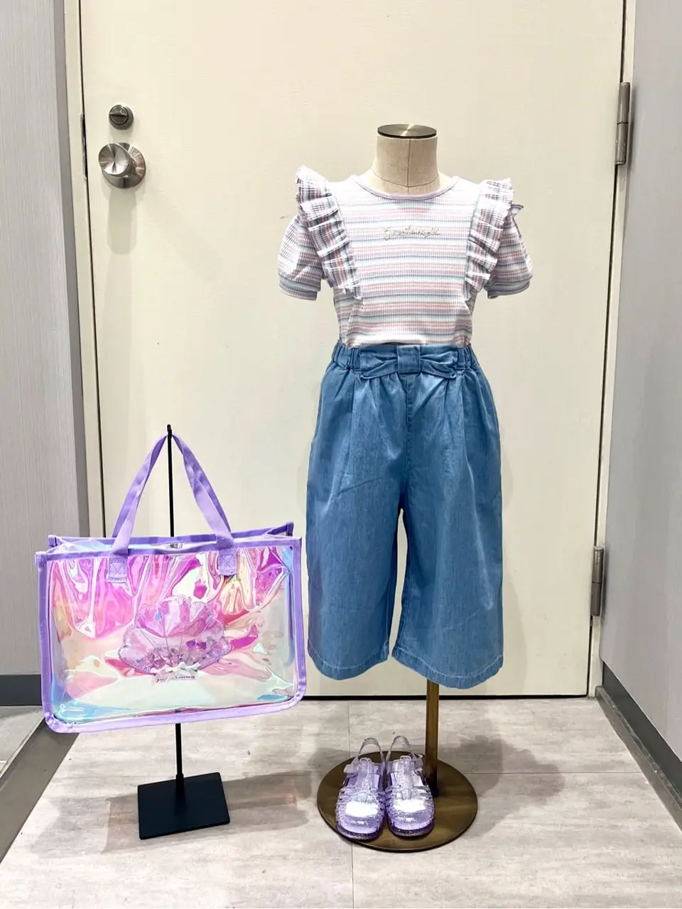 ANY 金井 コーディネート画像