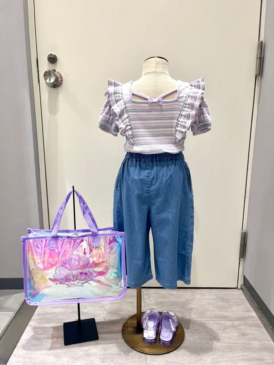 ANY 金井 コーディネート画像