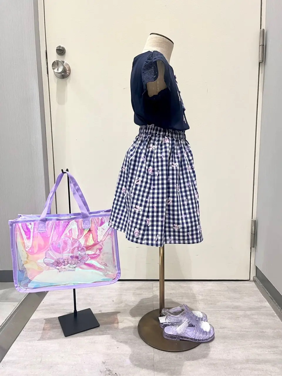 ANY 金井 コーディネート画像