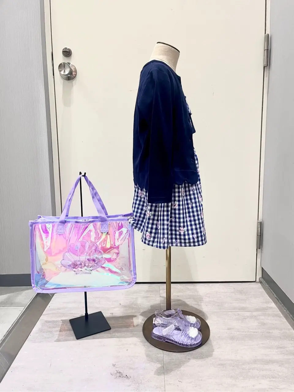 ANY 金井 コーディネート画像