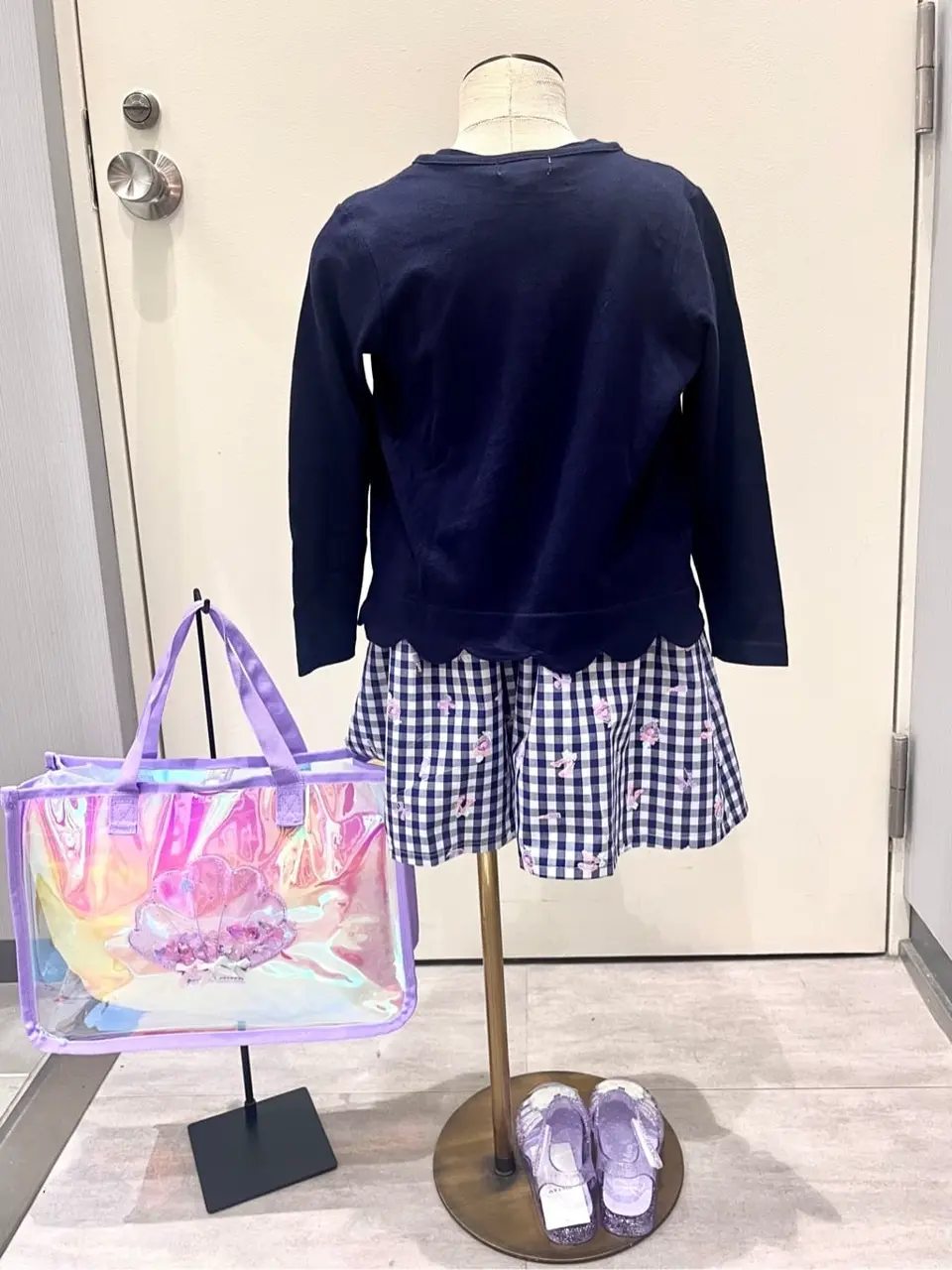 ANY 金井 コーディネート画像