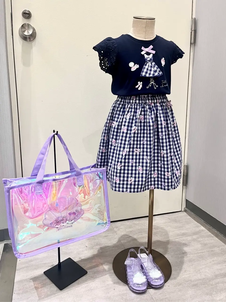 ANY 金井 コーディネート画像