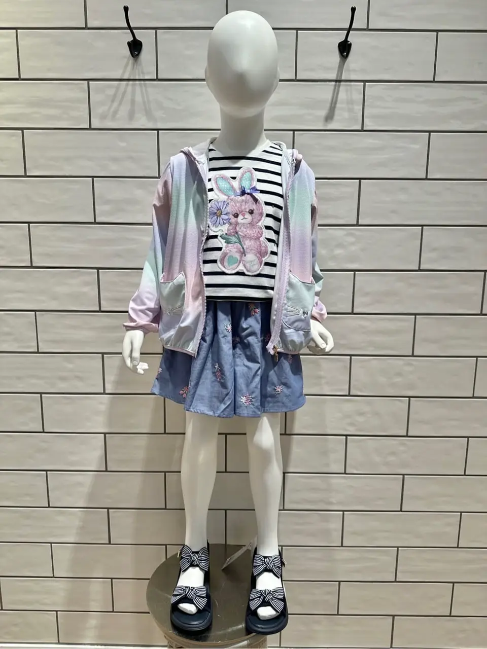 ANY スタッフ コーディネート画像