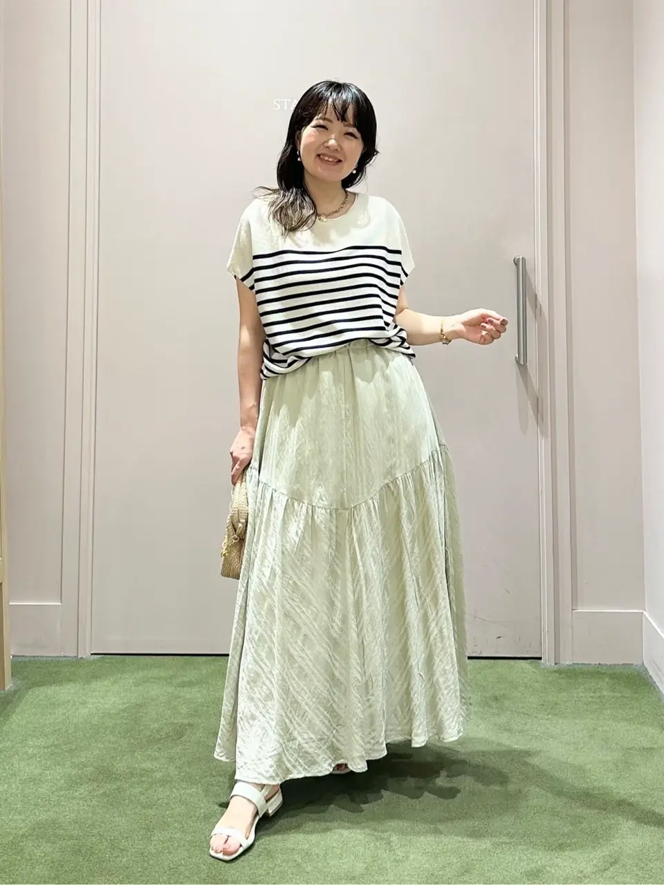 ANY フジコ コーディネート画像