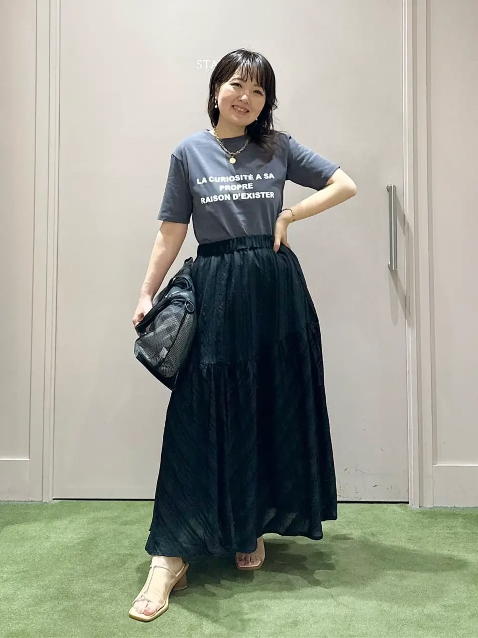 ANY フジコ コーディネート画像