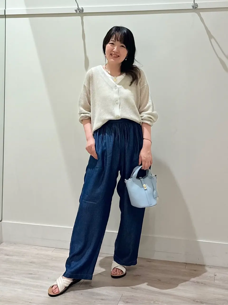 ANY フジコ コーディネート画像