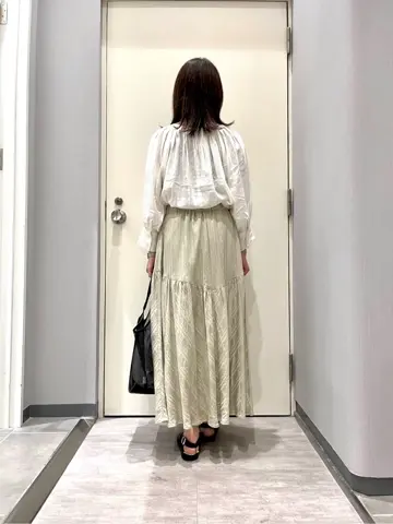 ANY 金井 コーディネート画像