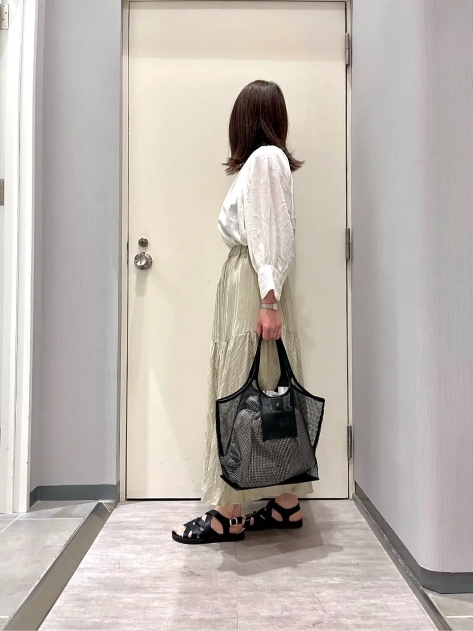 ANY 金井 コーディネート画像