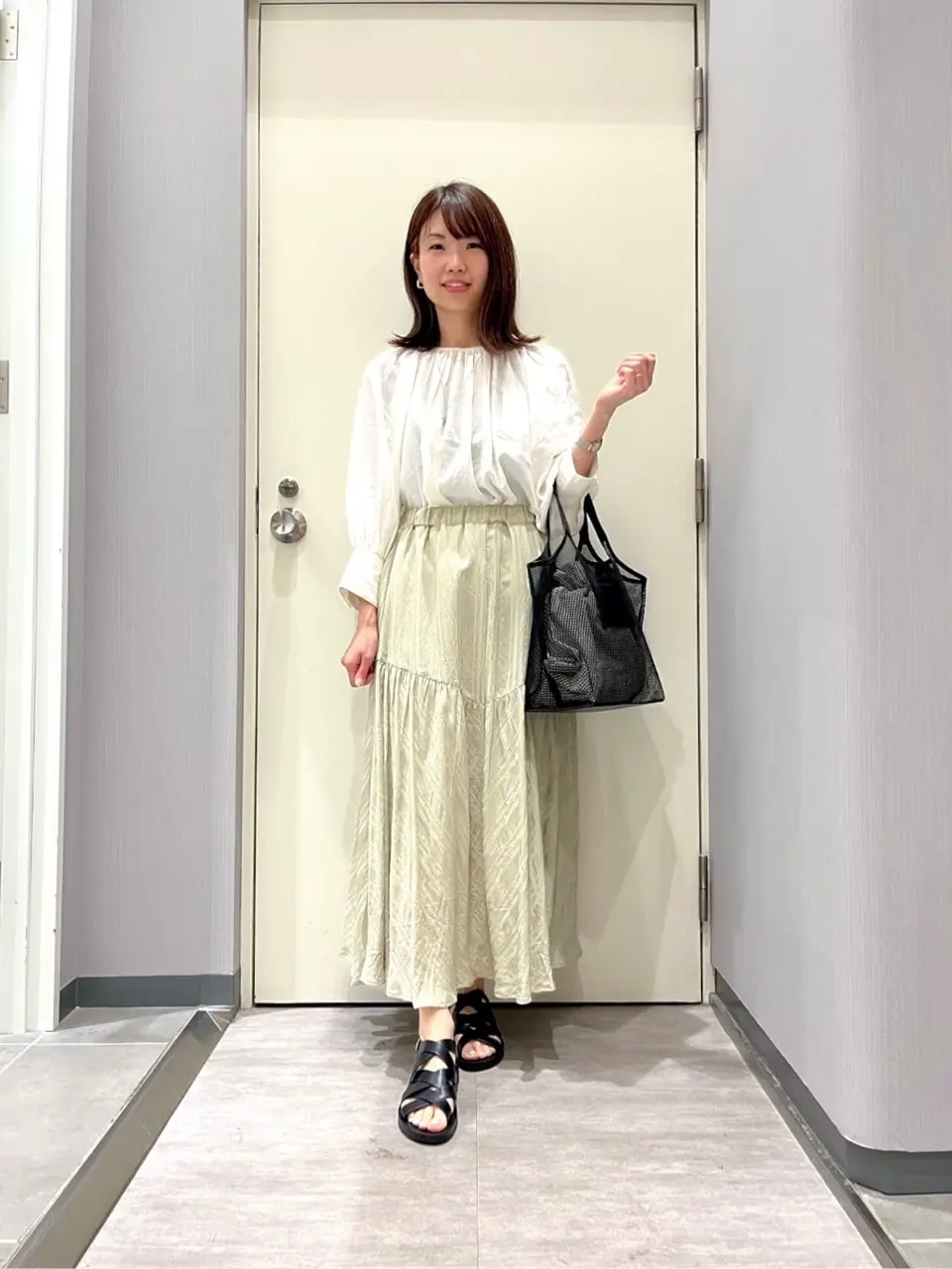 ANY 金井 コーディネート画像