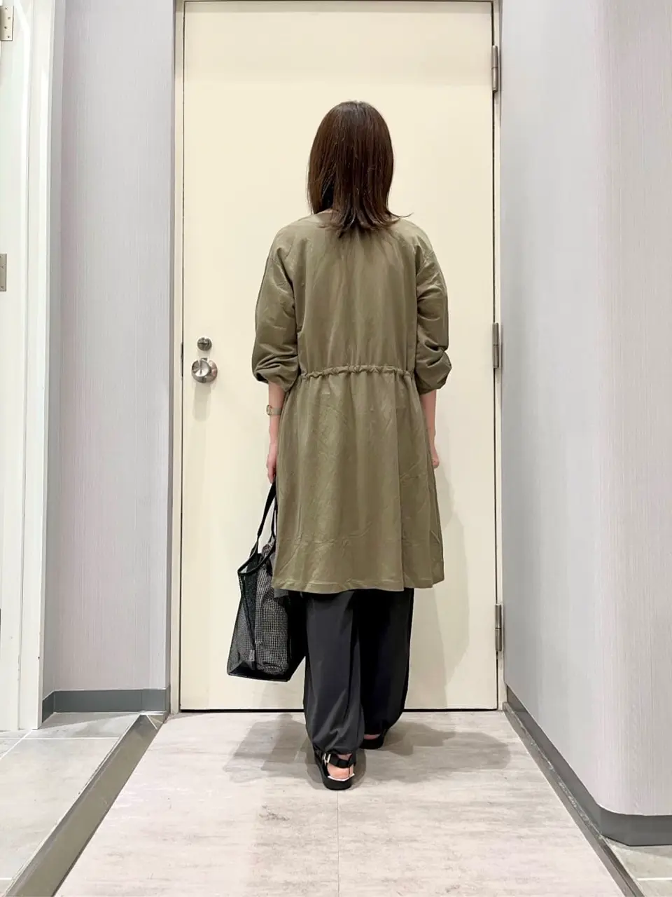 ANY 金井 コーディネート画像