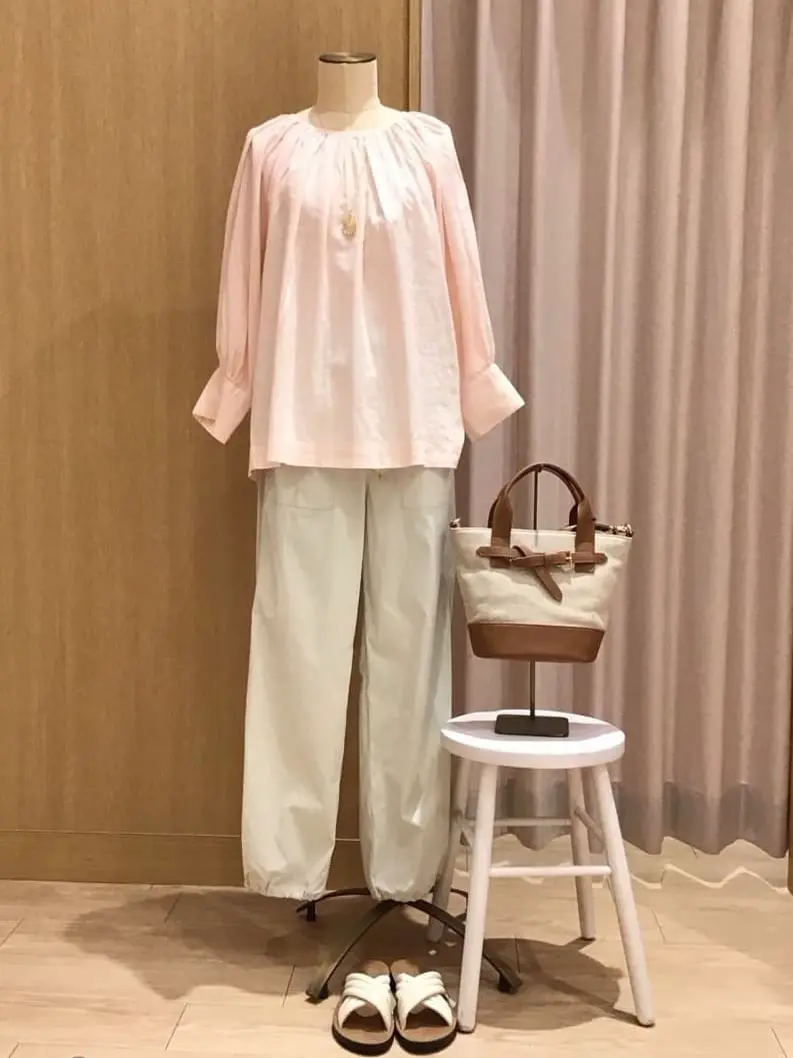  本吉 コーディネート画像