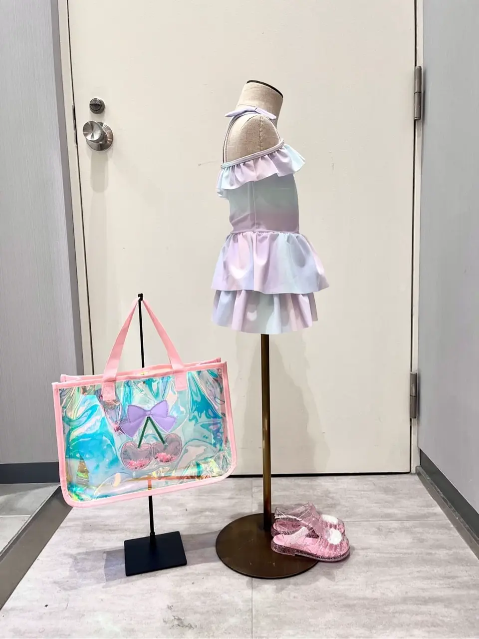 ANY 金井 コーディネート画像