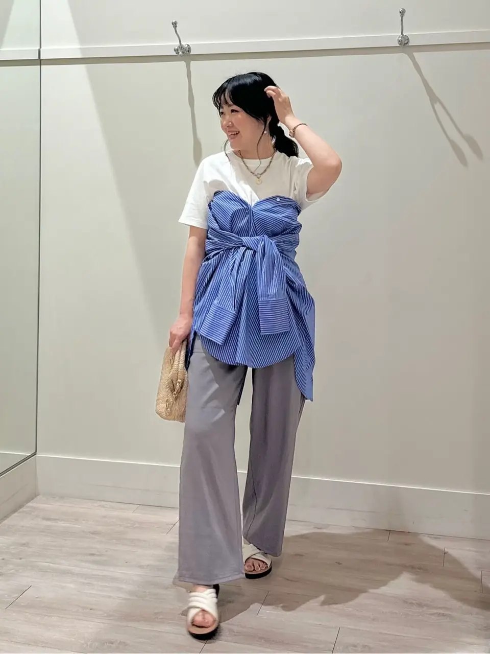 ANY フジコ コーディネート画像