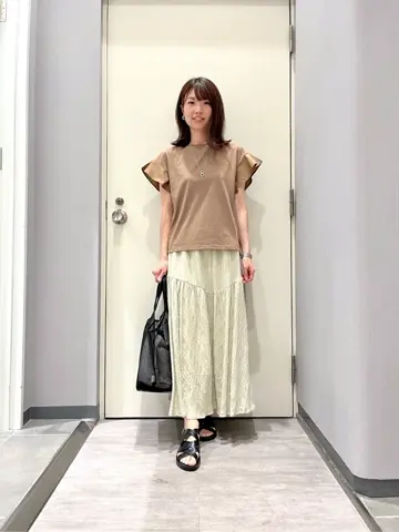 ANY 金井 コーディネート画像