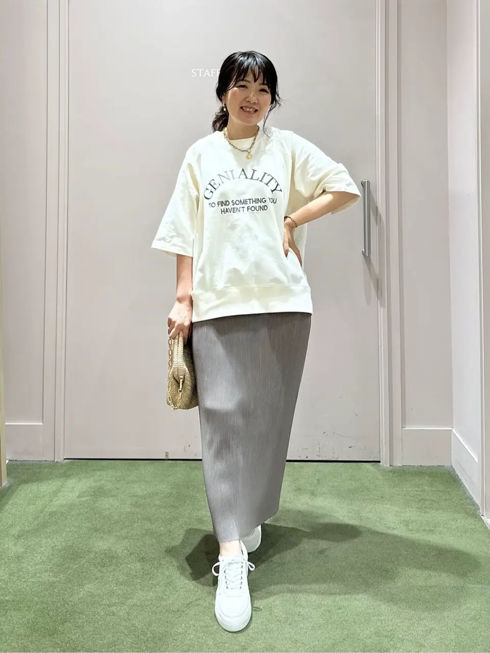 ANY フジコ コーディネート画像