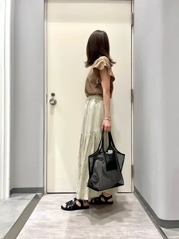 ANY 金井 コーディネート画像