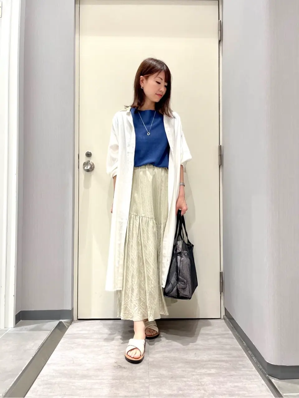 ANY 金井 コーディネート画像