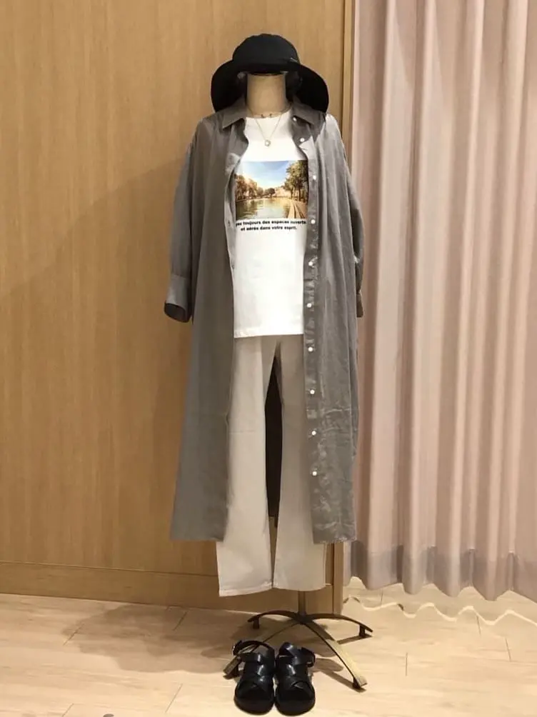 ANY 本吉 コーディネート画像