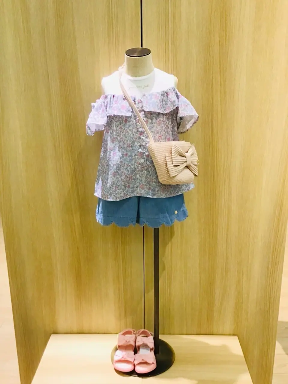 ANY スタッフ コーディネート画像