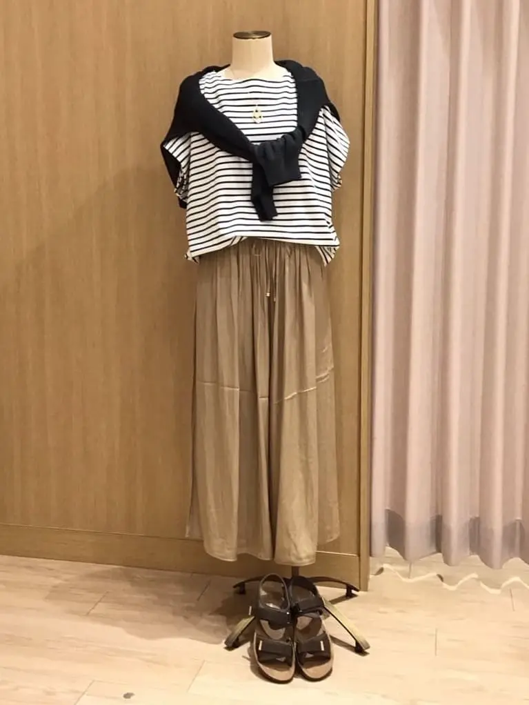 ANY 本吉 コーディネート画像