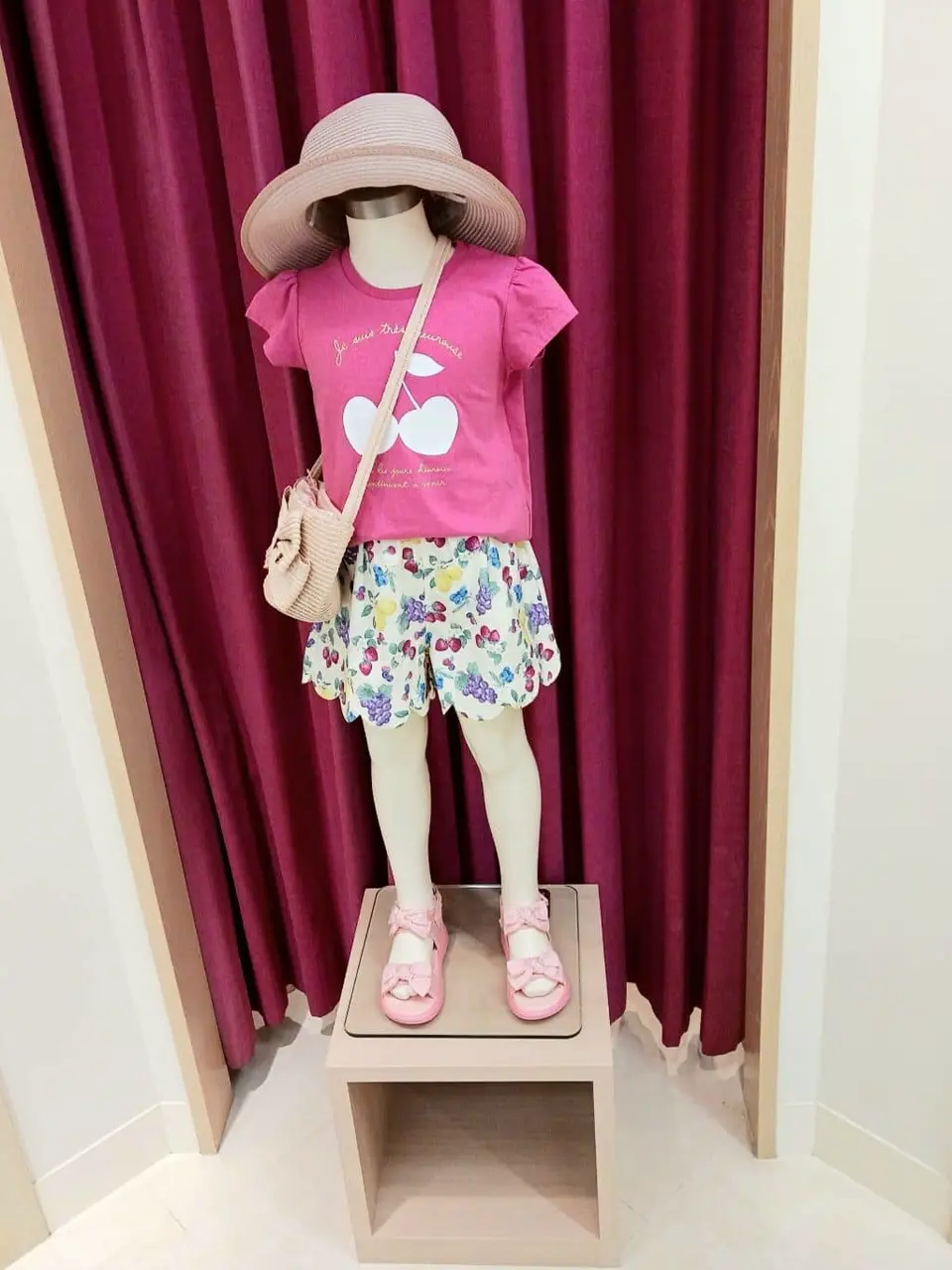 ANY 重永 コーディネート画像