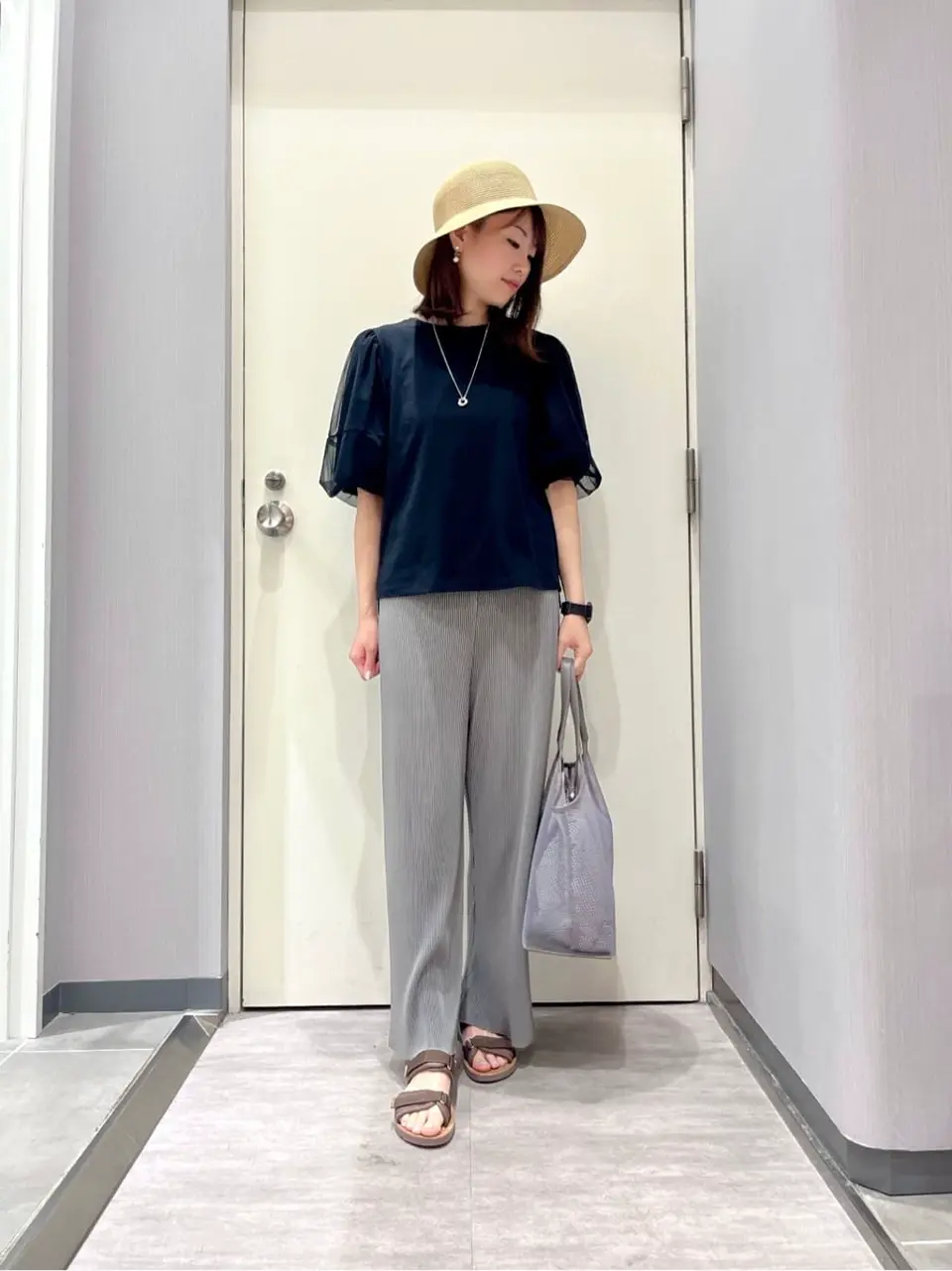 ANY 金井 コーディネート画像