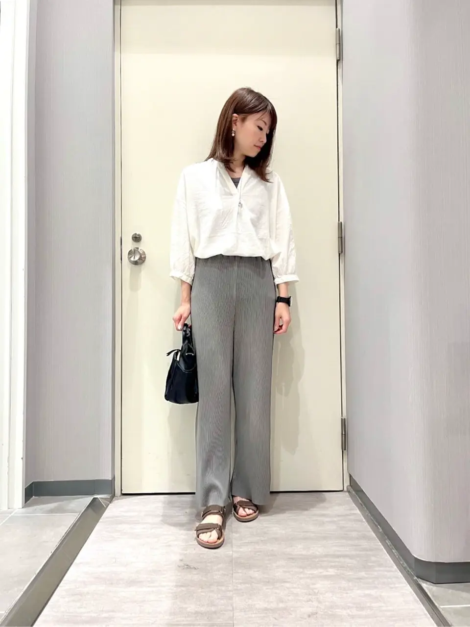 ANY 金井 コーディネート画像