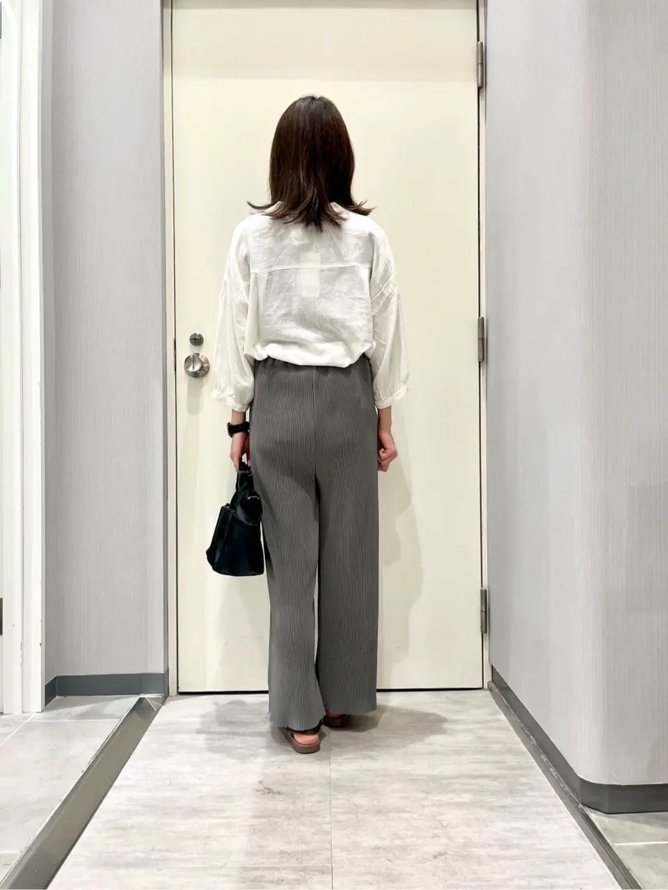 ANY 金井 コーディネート画像