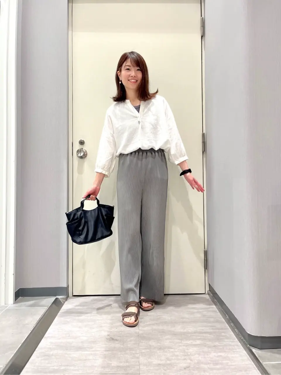 ANY 金井 コーディネート画像