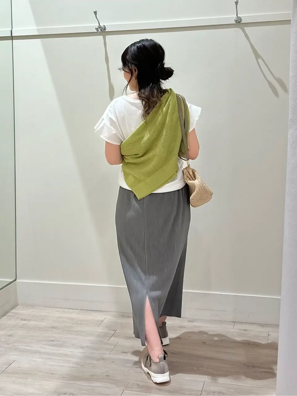 ANY フジコ コーディネート画像