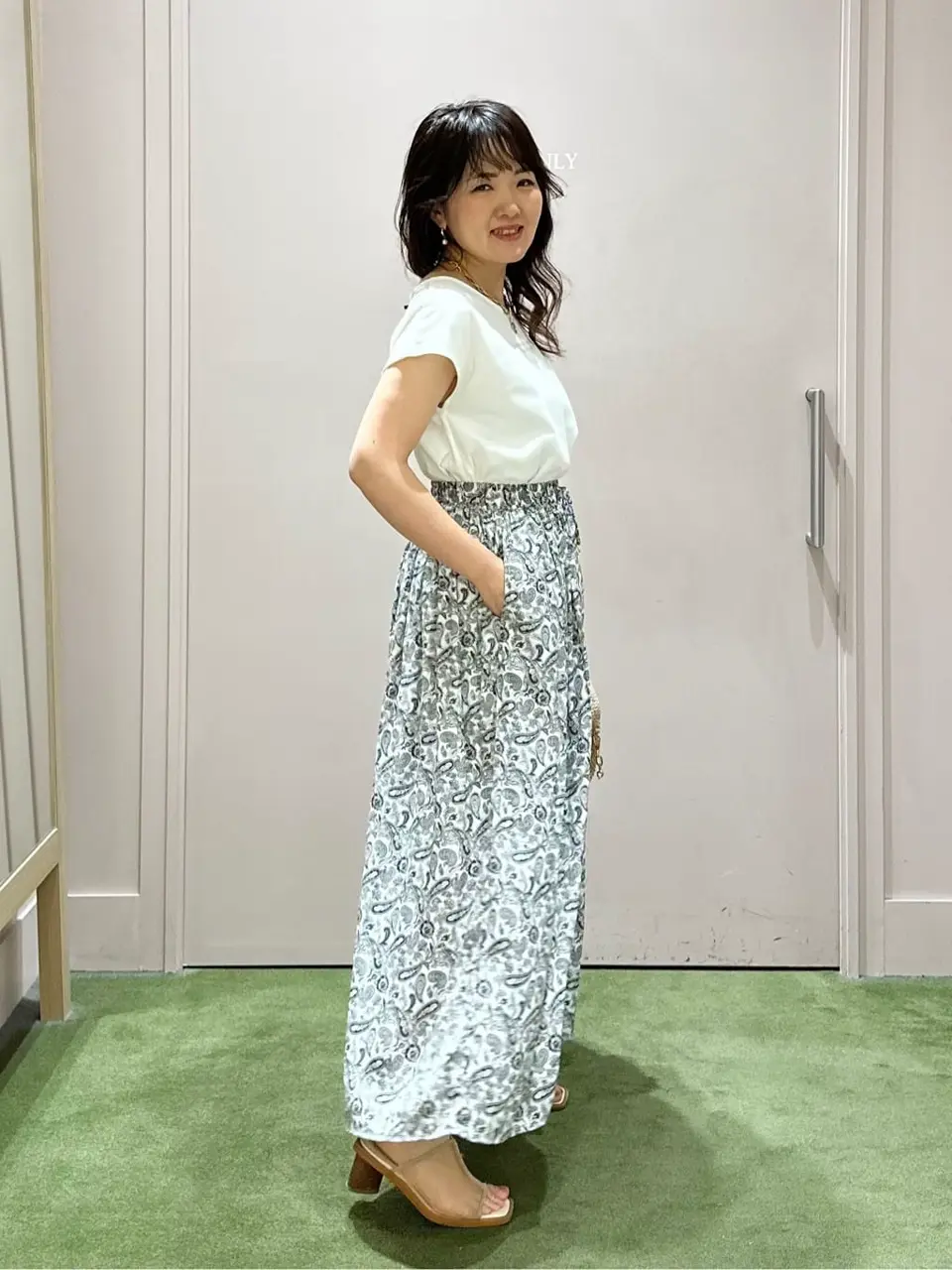 ANY フジコ コーディネート画像