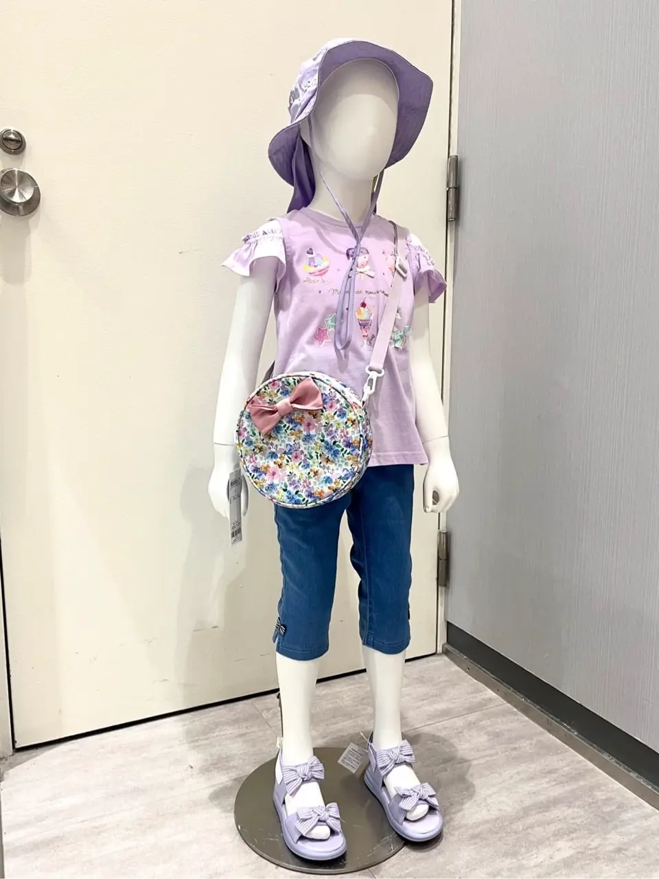 ANY 金井 コーディネート画像