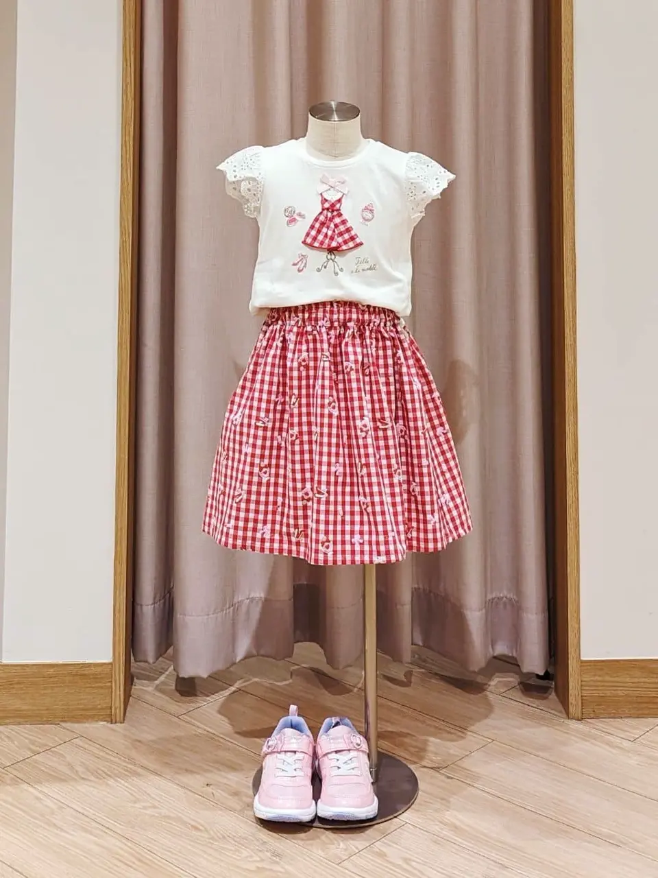 ANY 奥原 コーディネート画像