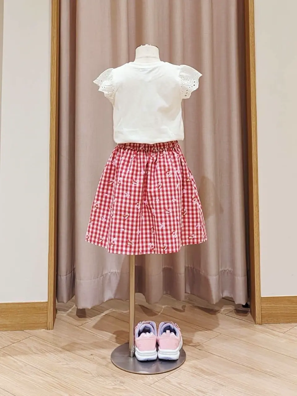 ANY 奥原 コーディネート画像