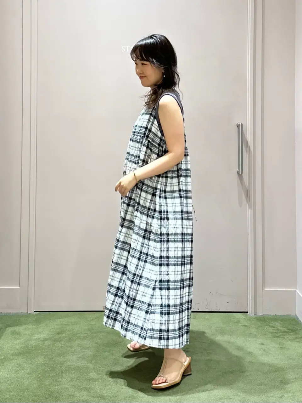 ANY フジコ コーディネート画像