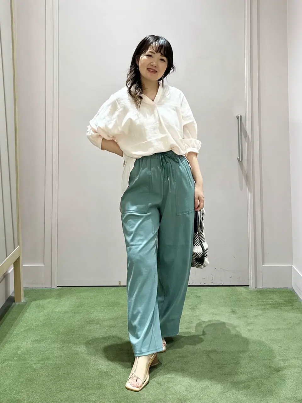 ANY フジコ コーディネート画像