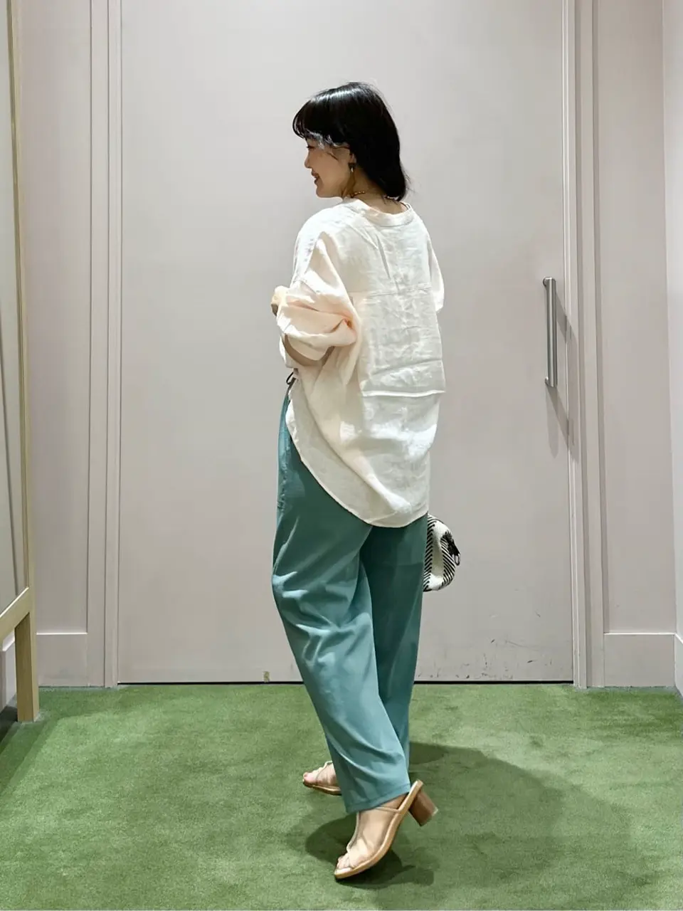 ANY フジコ コーディネート画像